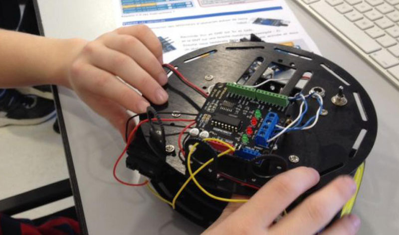 Impression 3D d'un robot dessinateur programmable arduino 